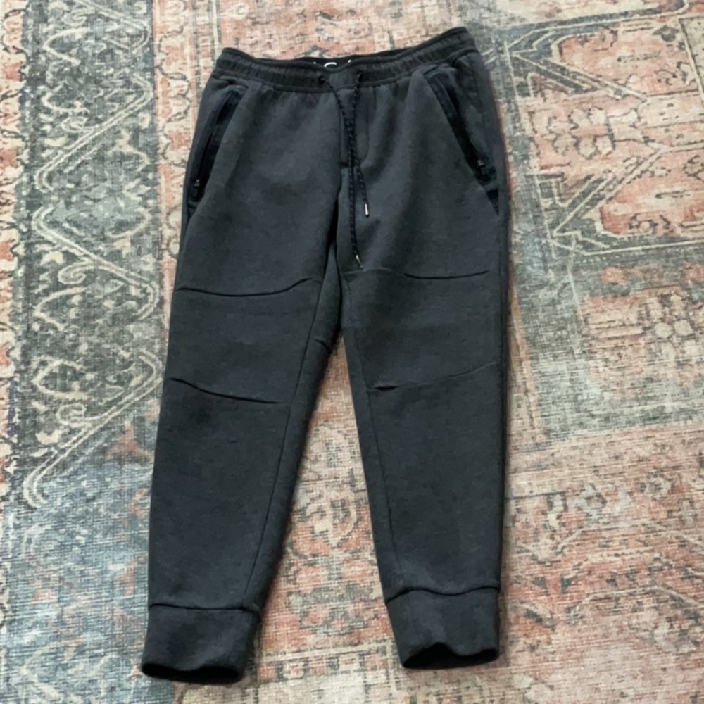 American Eagle joggers